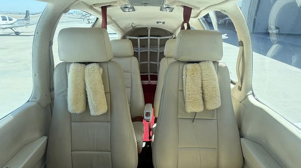 1975 BEECHCRAFT B55 BARON Photo 6